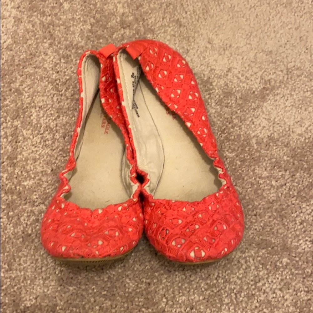 Pink flats